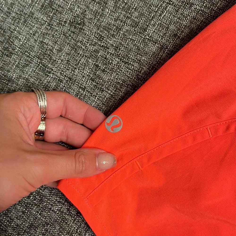 31. Lululemon Run Times Short *4-way Stretch 4" - Picture 3 of 5